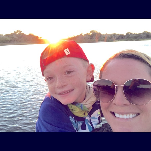 Meet your Posher, Elizabeth - Picture 6 of 6